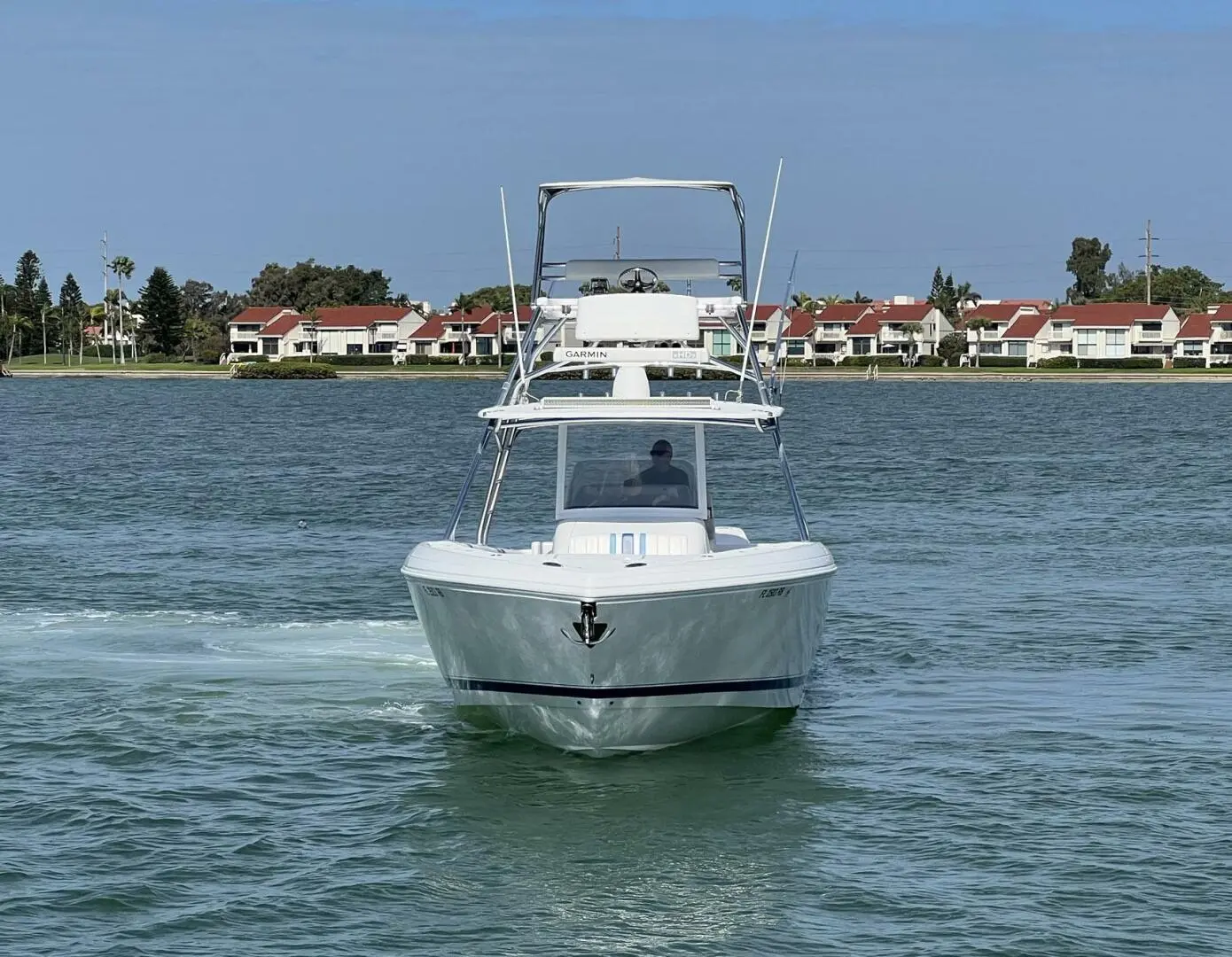 2016 Intrepid 400 center console