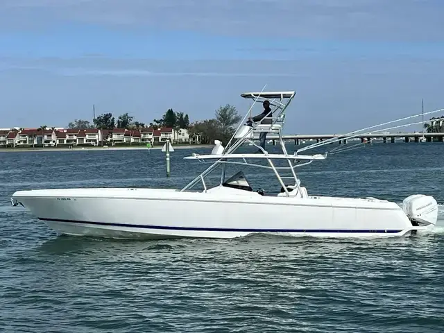 Intrepid 400 Center Console