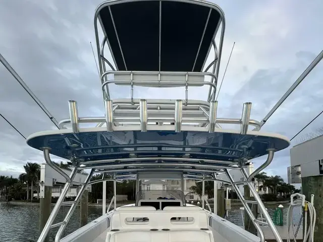 Intrepid 400 Center Console