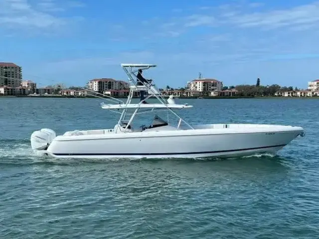 Intrepid 400 Center Console