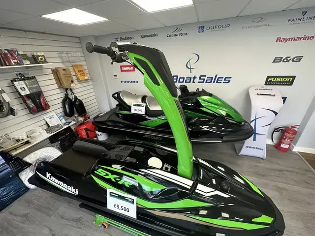 Kawasaki SXR stand up jet ski