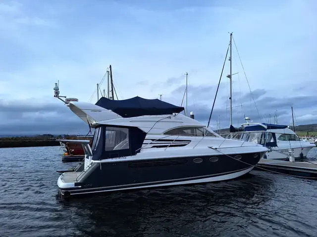 Fairline Phantom 38