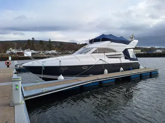 Fairline Phantom 38