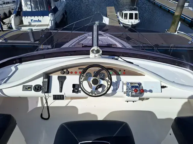 Fairline Phantom 38