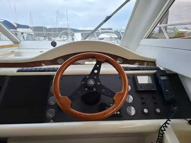 Fairline Phantom 38