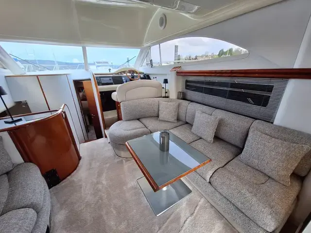 Fairline Phantom 38