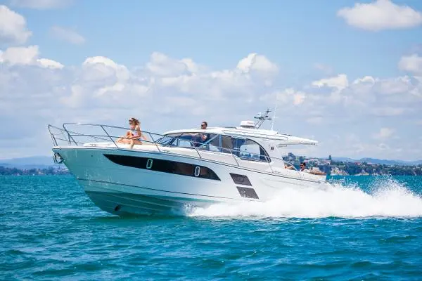 Marex Boats 375