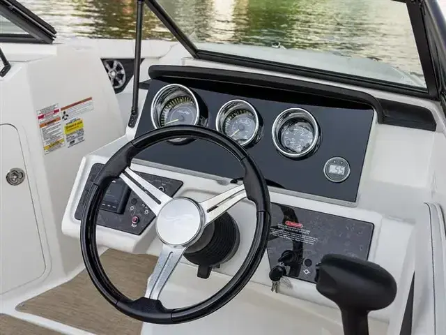 Sea Ray SPX 190