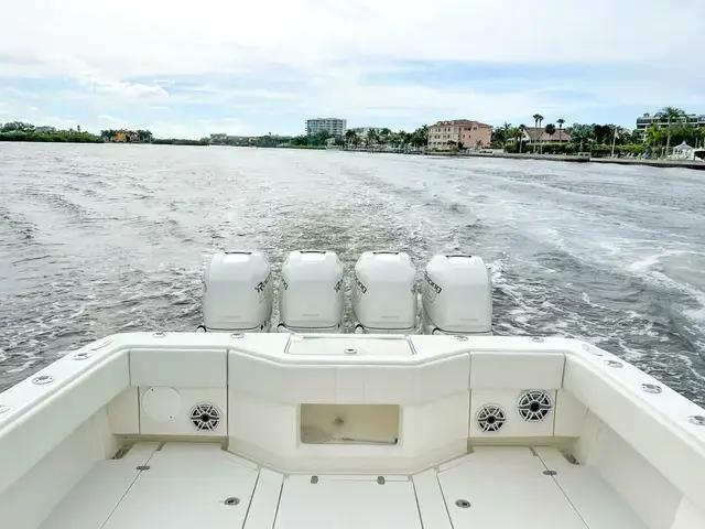 Seavee 390 Z Center Console