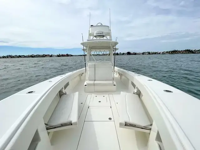 Seavee 390 Z Center Console