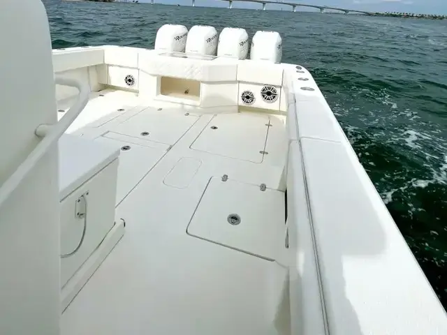 Seavee 390 Z Center Console