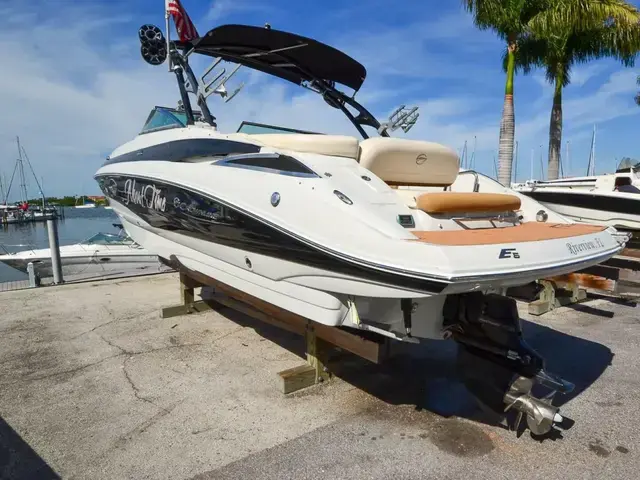 Crownline E6