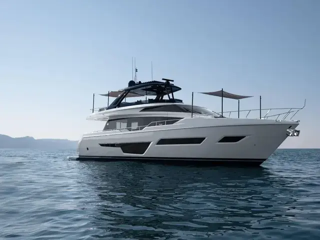 Ferretti Yachts 780