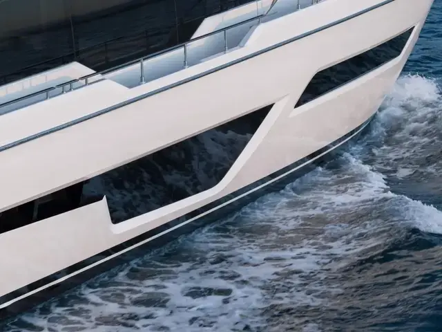 Ferretti Yachts 780