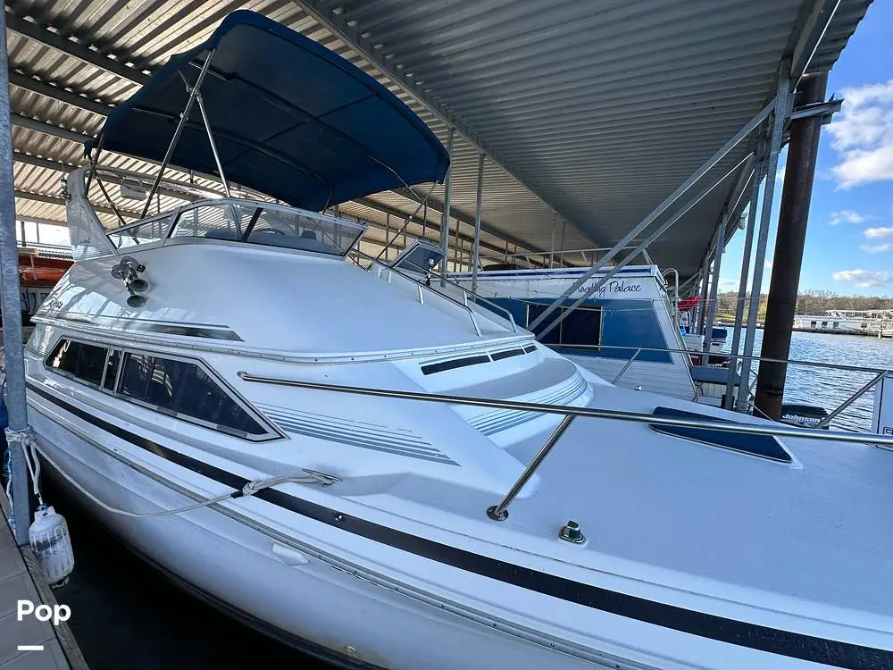 1992 Sea Ray 350 express bridge