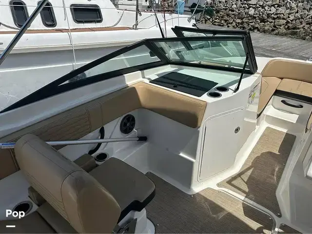 Sea Ray 210 Spx