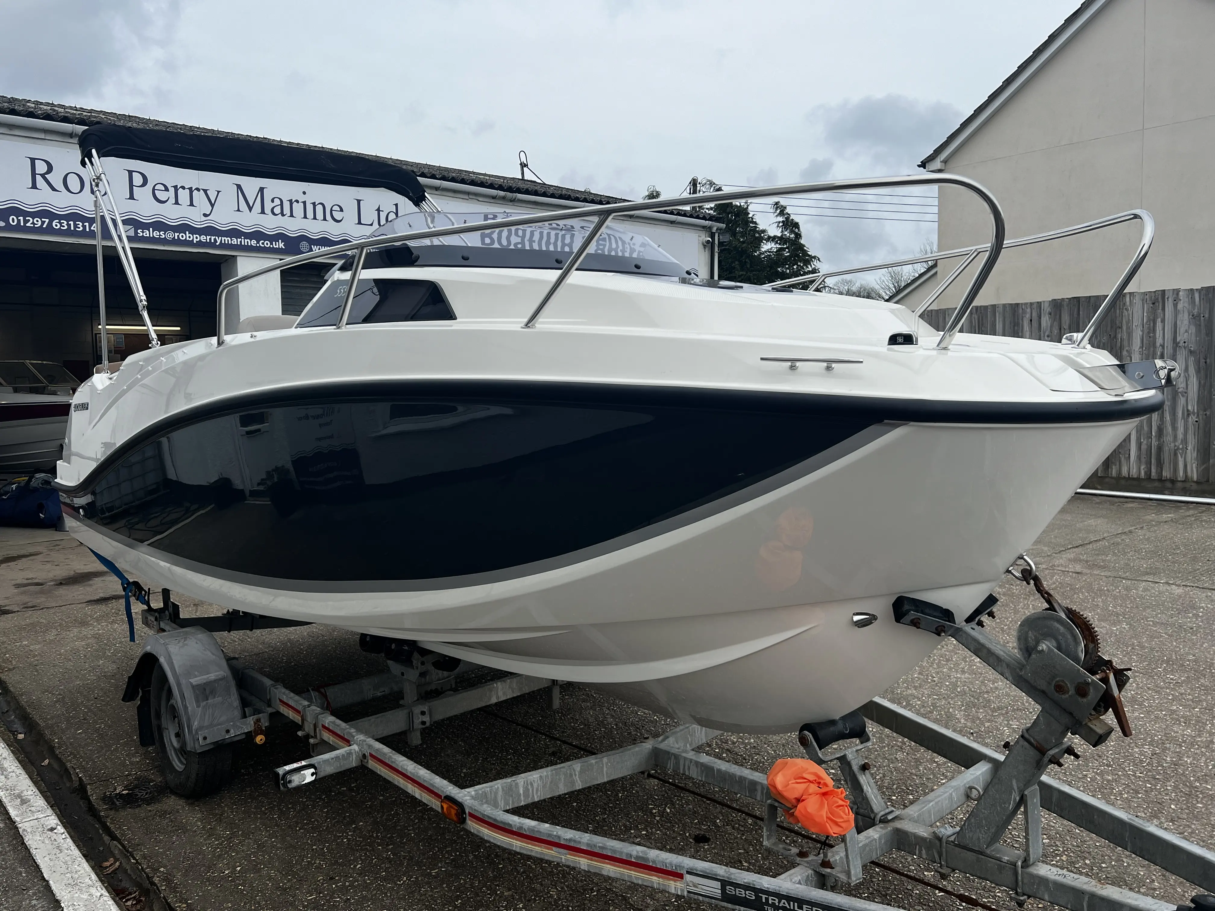 2024 Quicksilver activ 555 cabin