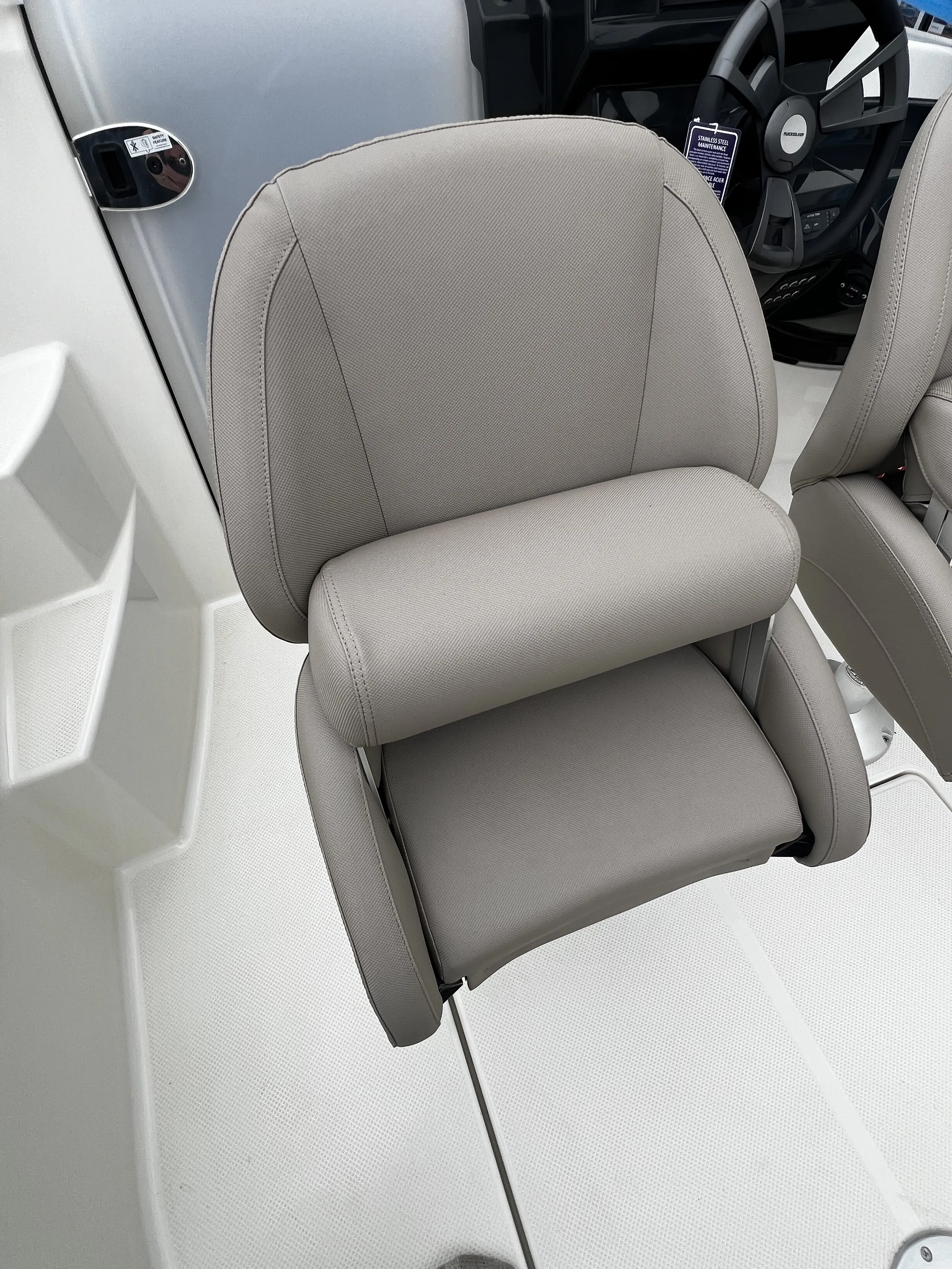 2024 Quicksilver activ 555 cabin