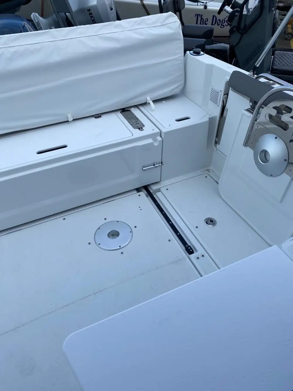 2023 Beneteau antares 8 v2