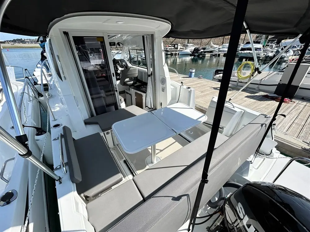 2023 Beneteau antares 8 v2