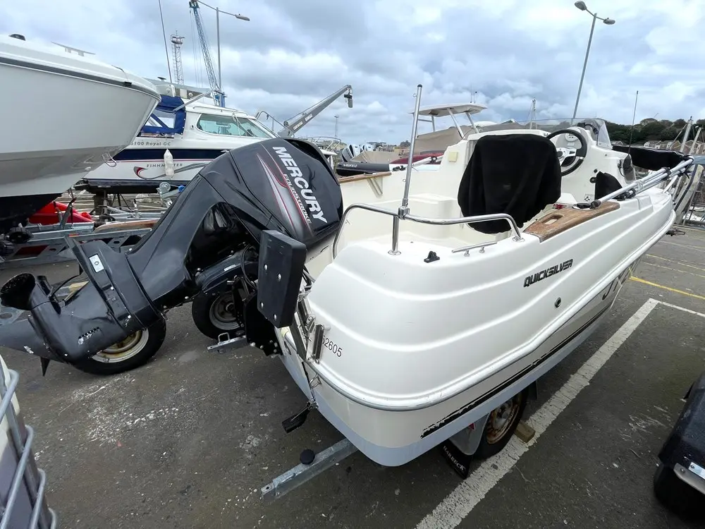 2015 Quicksilver activ 430