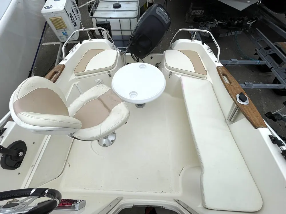 2015 Quicksilver activ 430