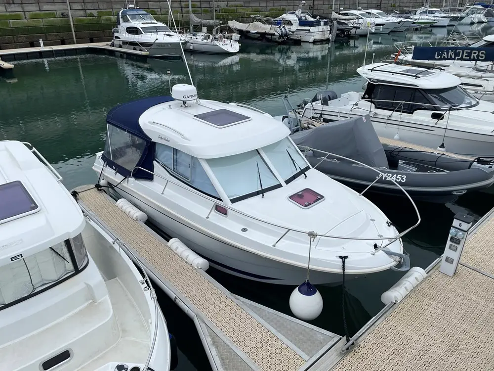 2009 Beneteau antares 750