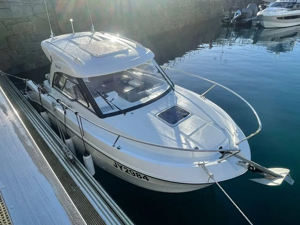 2019 Beneteau antares 7