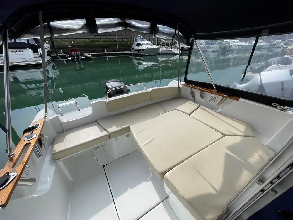 2009 Beneteau antares 750