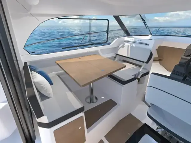 Beneteau Antares 8