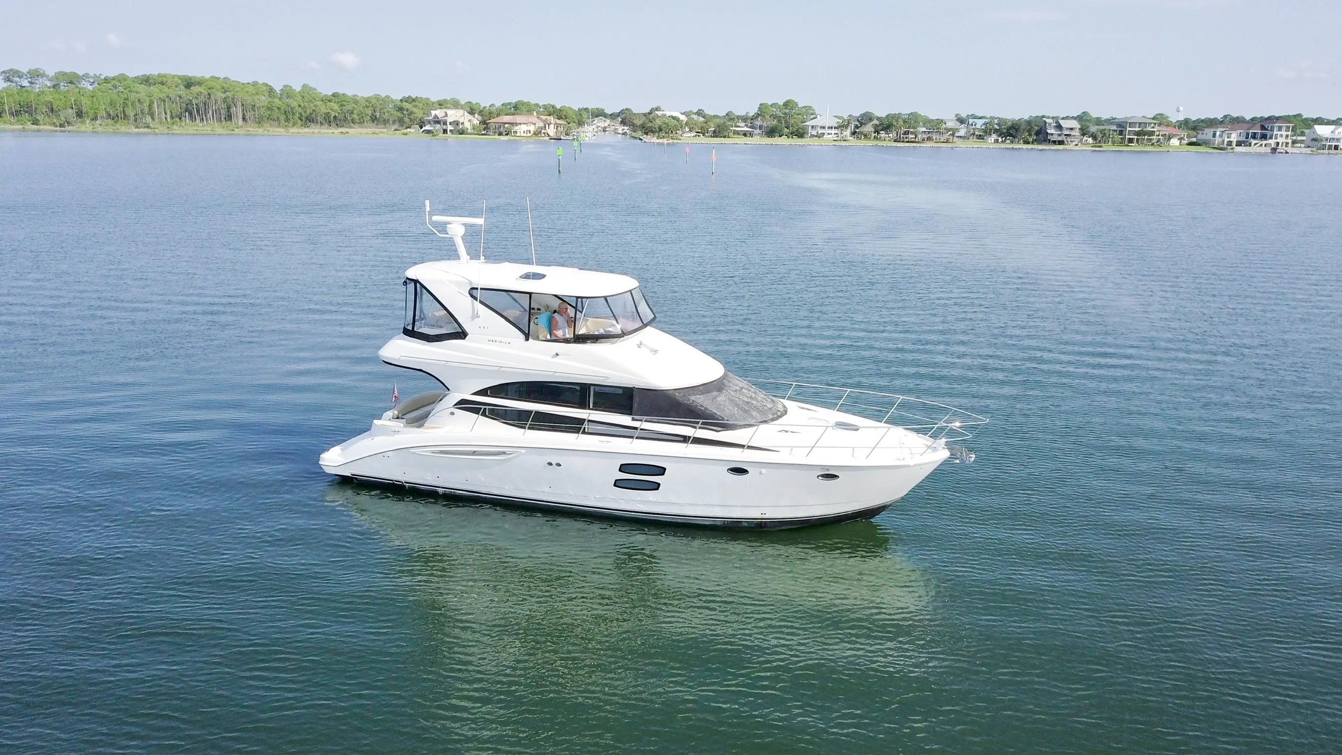 2016 Meridian 44'