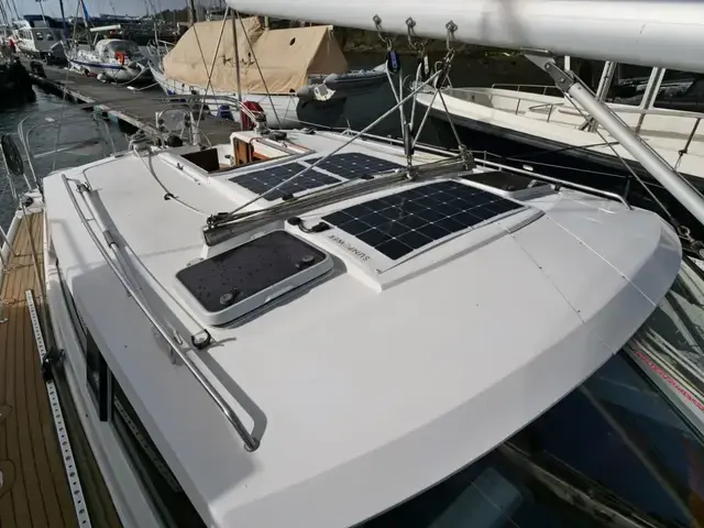 Moody 43 Eclipse Deck Saloon