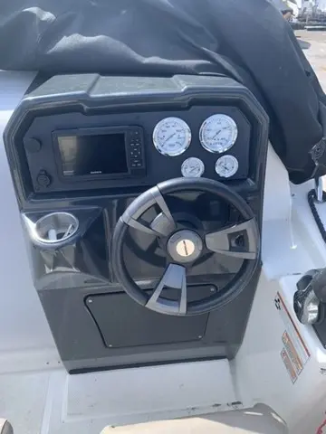 2021 Quicksilver 505 cabin