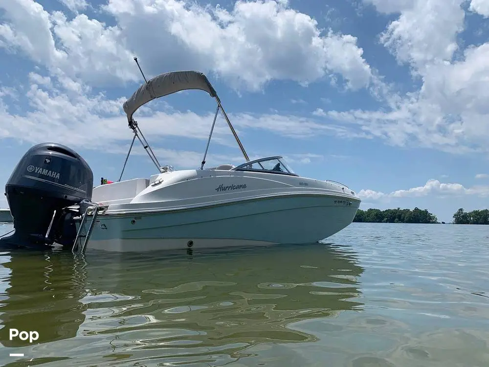 2018 Hurricane sundeck ob 191