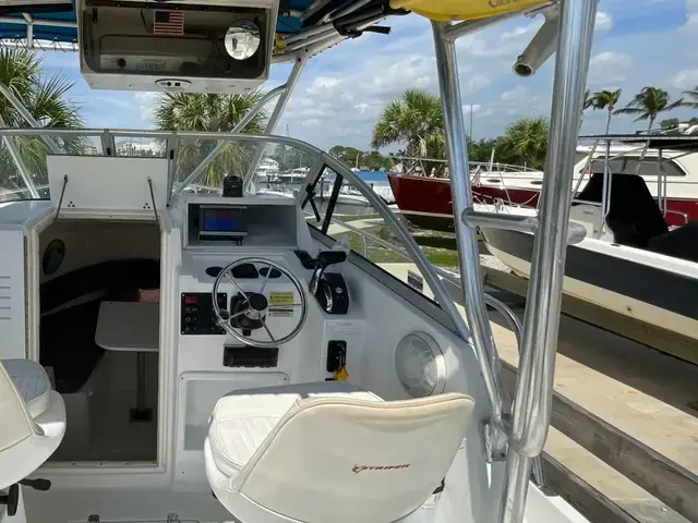 Cobia 220 Walkaround