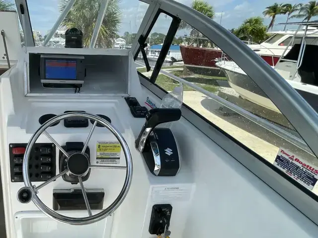 Cobia 220 Walkaround