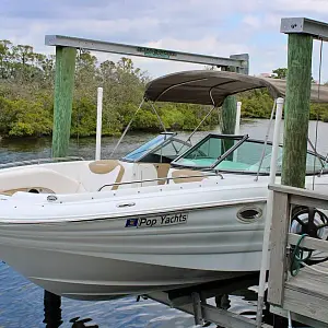 2014 Southwind Boats 2400 Sport Deck