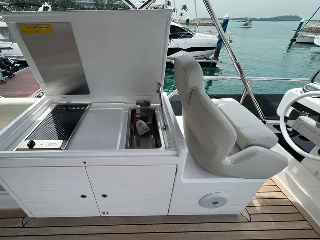 Ferretti Yachts 500