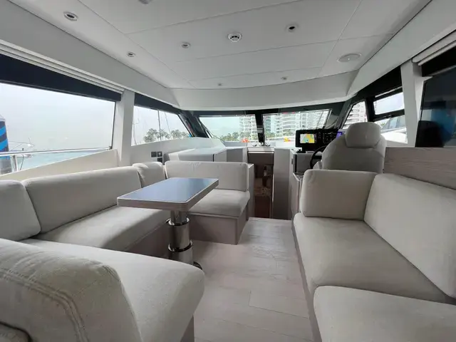 Ferretti Yachts 500