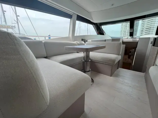 Ferretti Yachts 500