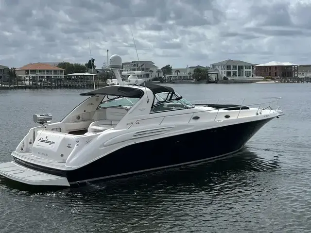 Sea Ray 450 Sundancer