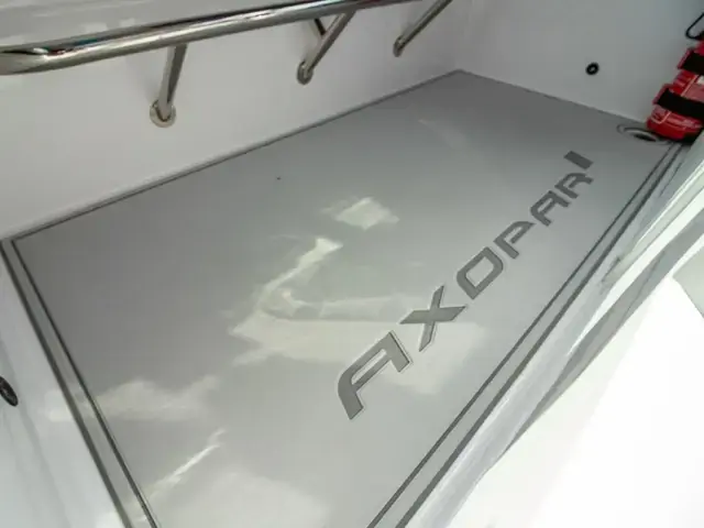 Axopar 28 T Top