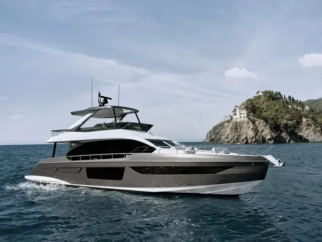 Azimut Fly 68