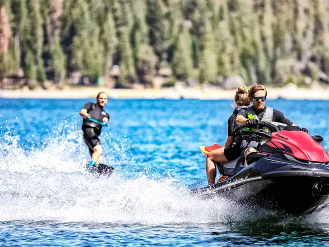 Kawasaki STX 160LX Jetski