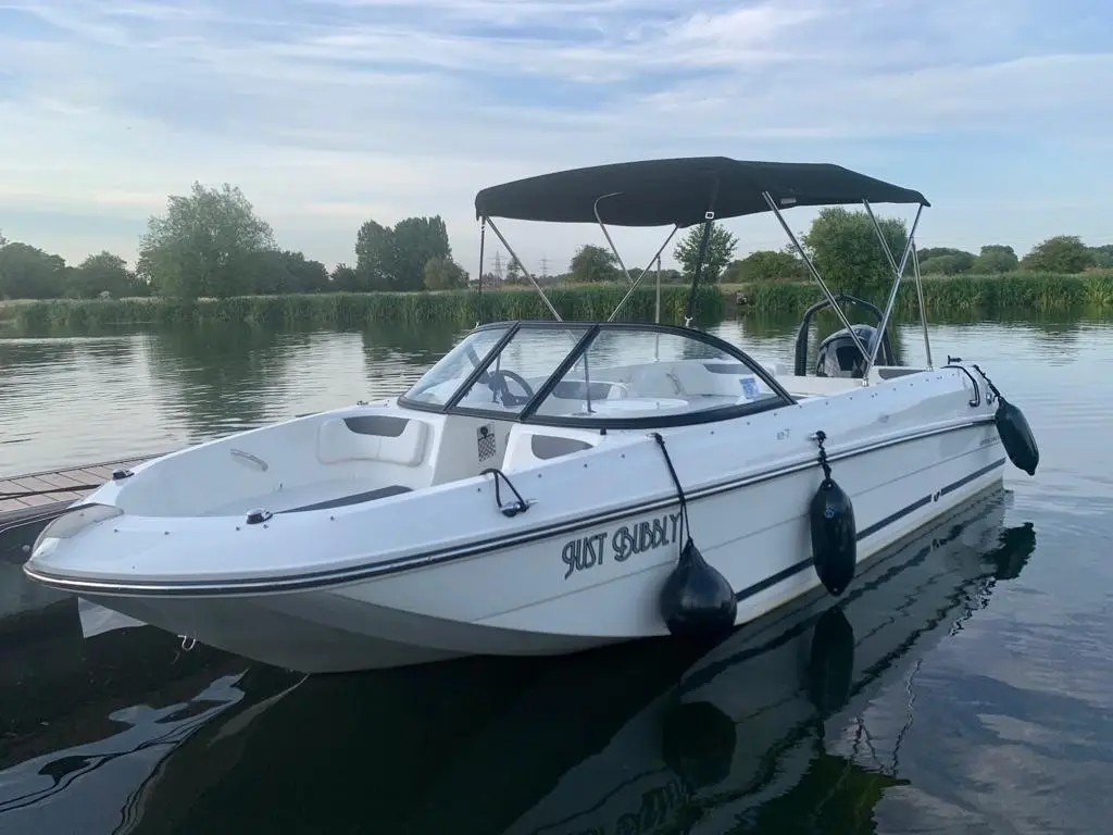 2019 Bayliner element e21