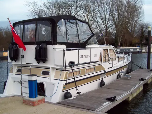 Stevens 1140 Dutch Steel Motor Cruiser