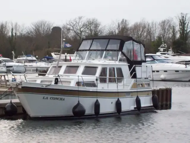 Stevens 1140 Dutch Steel Motor Cruiser