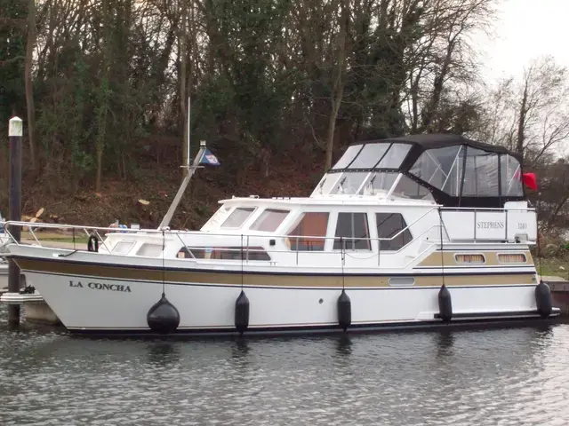 Stevens 1140 Dutch Steel Motor Cruiser