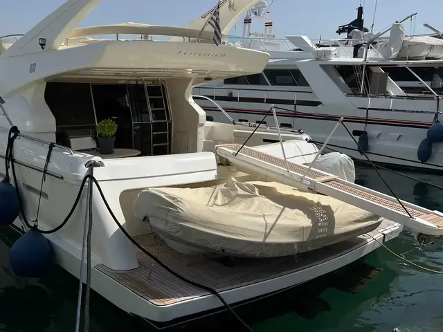 Ferretti Yachts 620