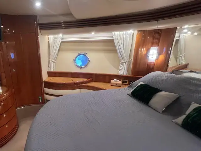 Azimut 68 Plus